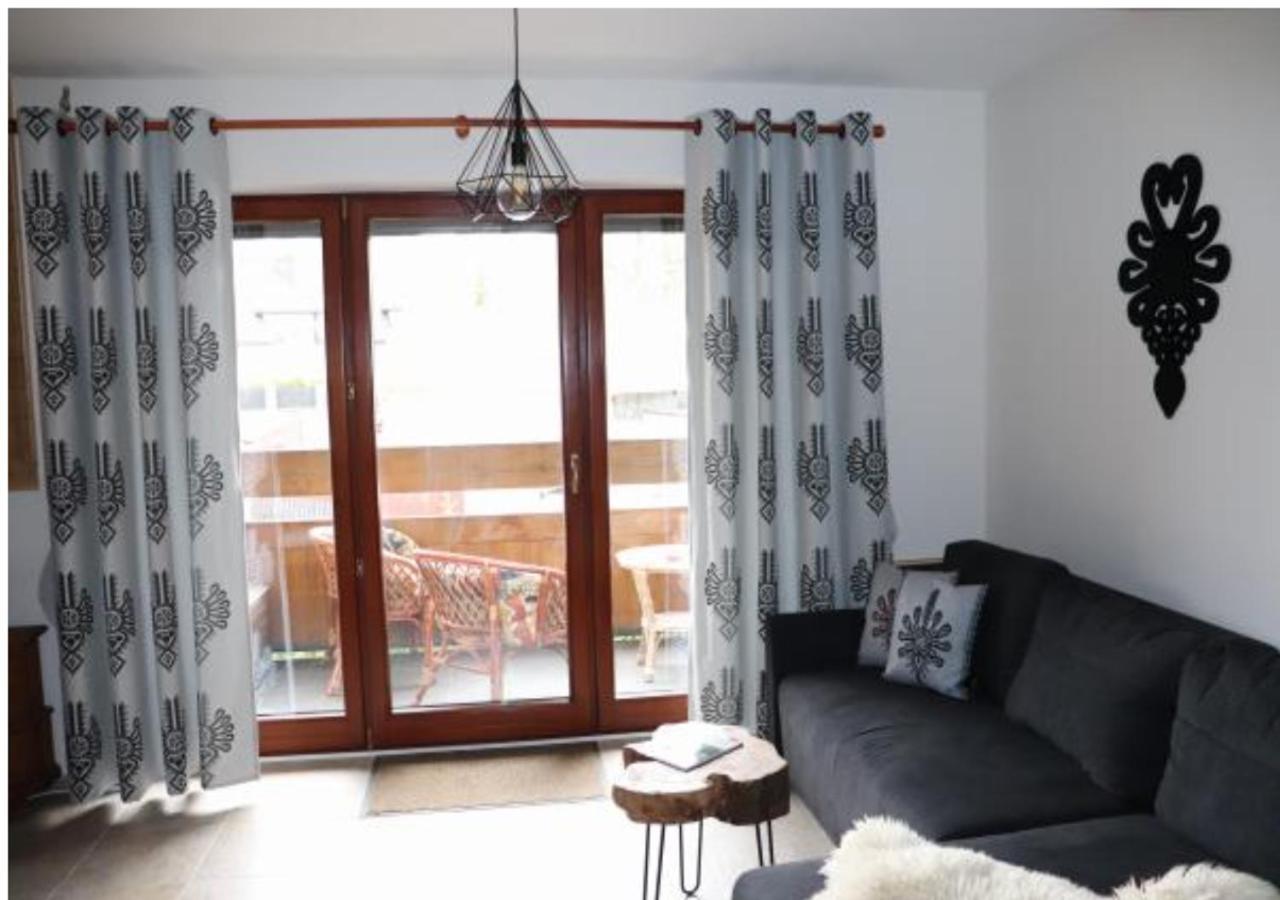 Apartament Z Basenem Кошелско Екстериор снимка
